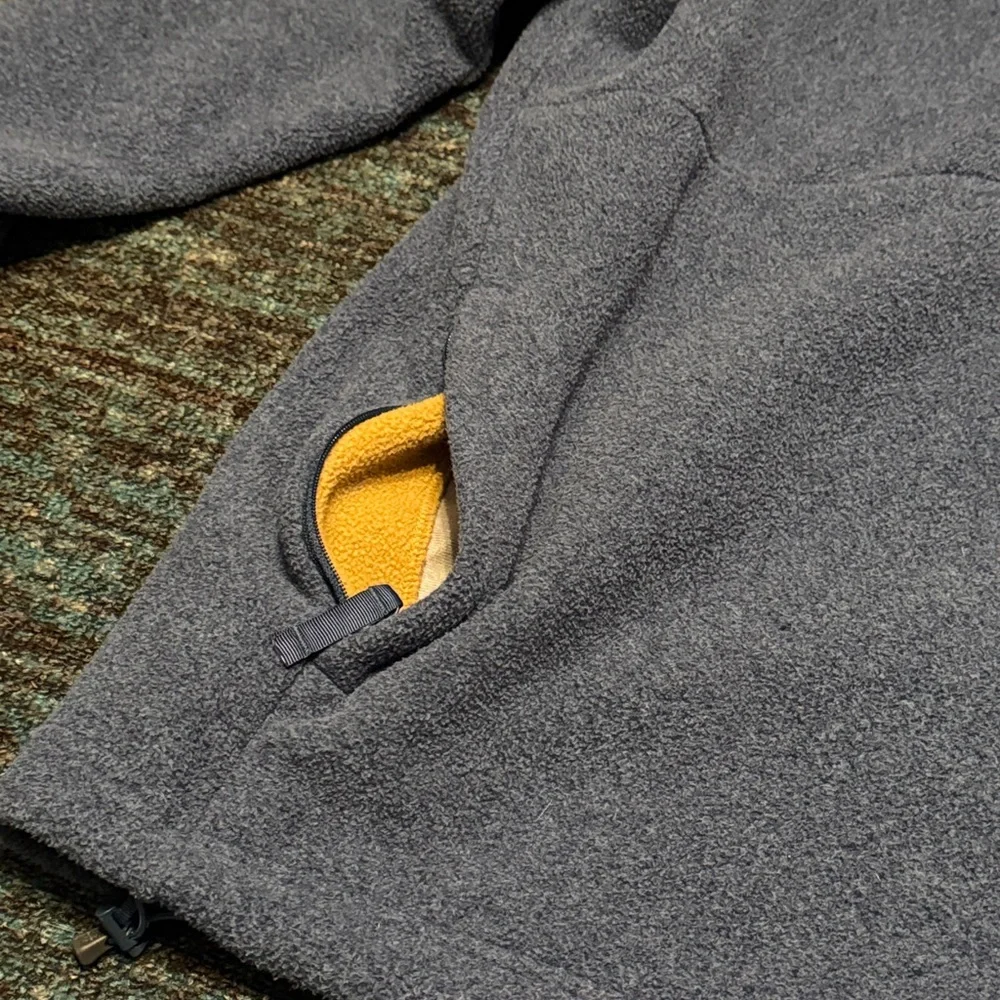 The North Face Men's Blue and Camel half zip Fleece